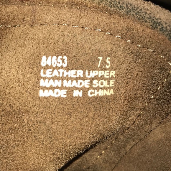 ✨ Minnetonka 2 Tier Fringe Boots - Picture 5 of 7